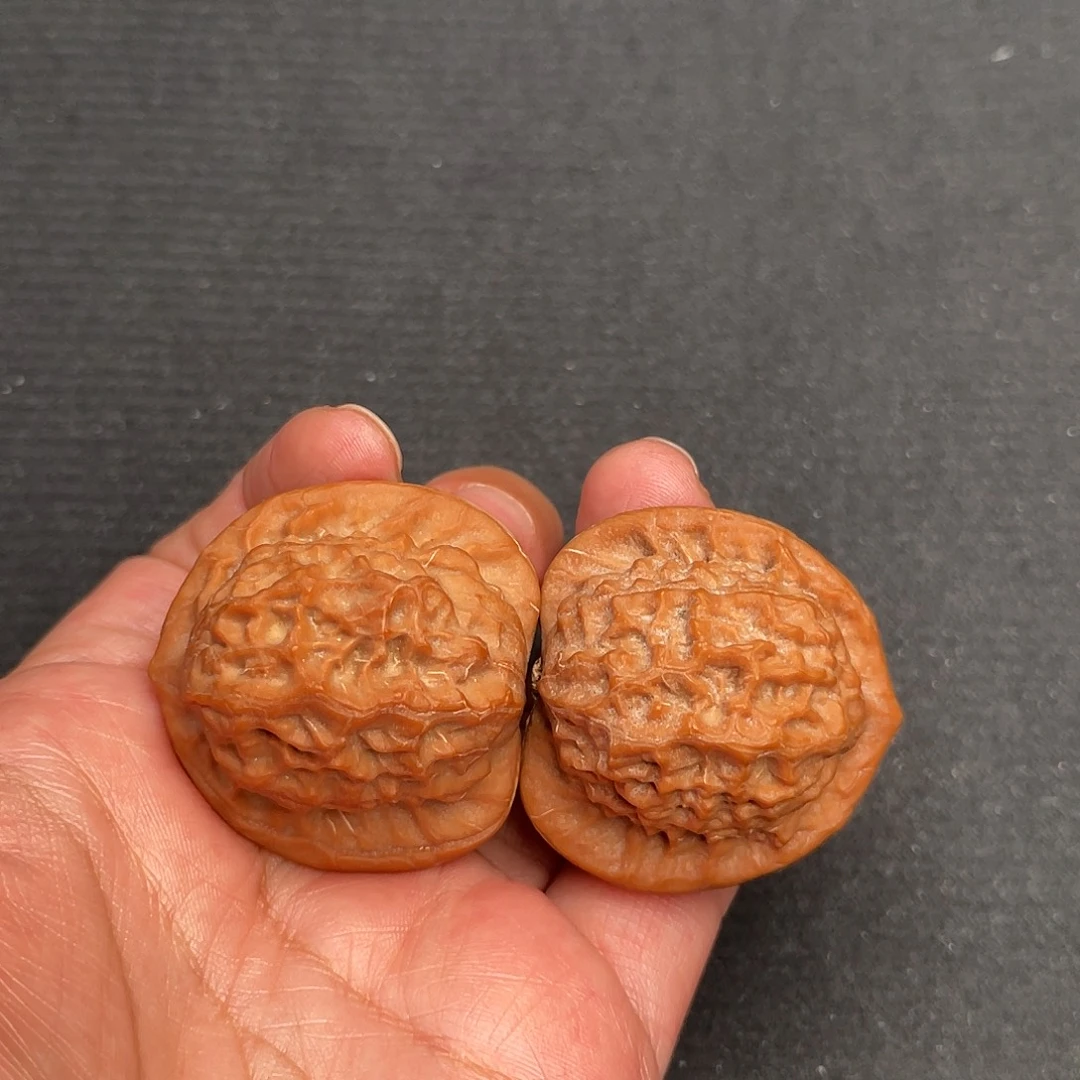 桃核把件38×35全品头茬瓷娃娃XM3500