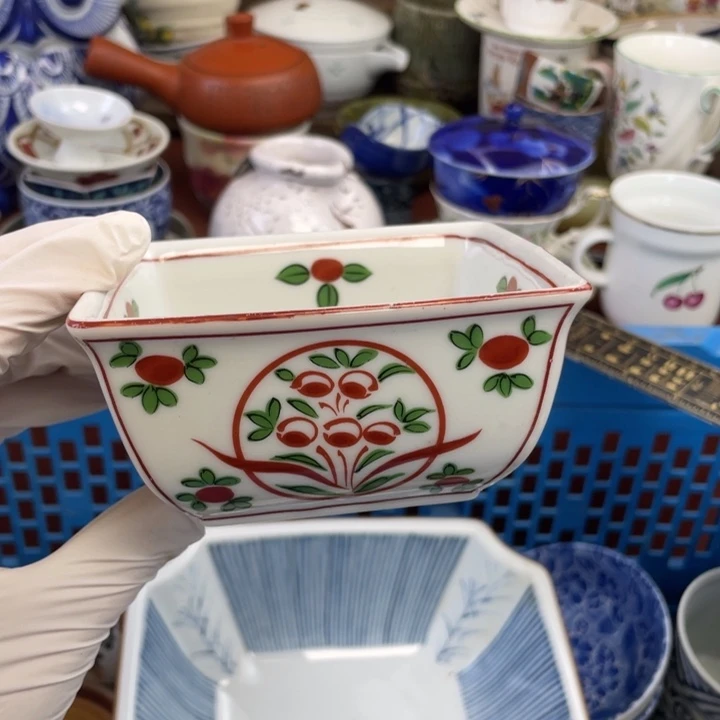 他家瓷器真美…开播了