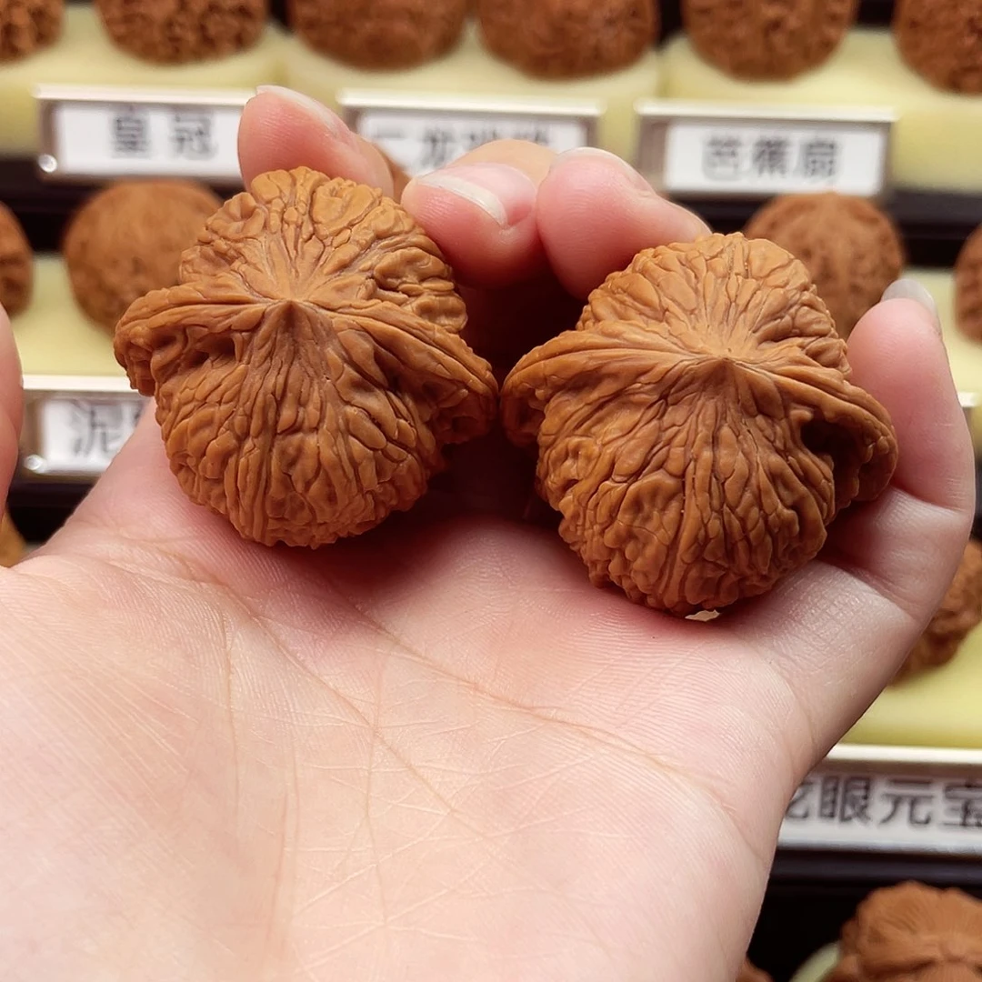 文玩核桃吊坠泥鳅背39全品2134