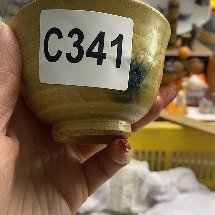 紫砂茶杯一****味我们都是一片废墟和荒芜