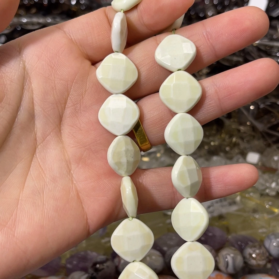 玛瑙/玉髓散珠柠檬松