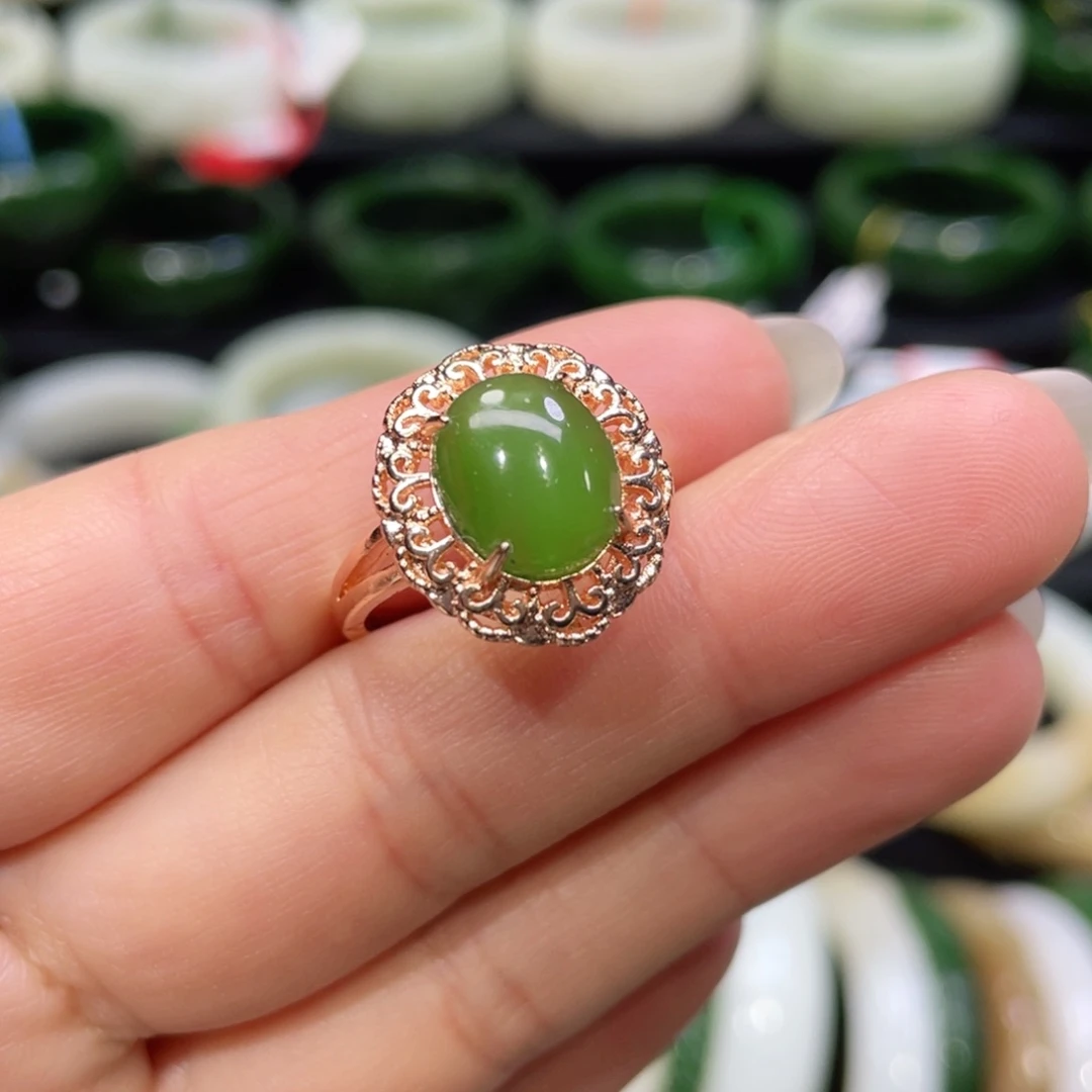 未镶嵌戒指和田玉