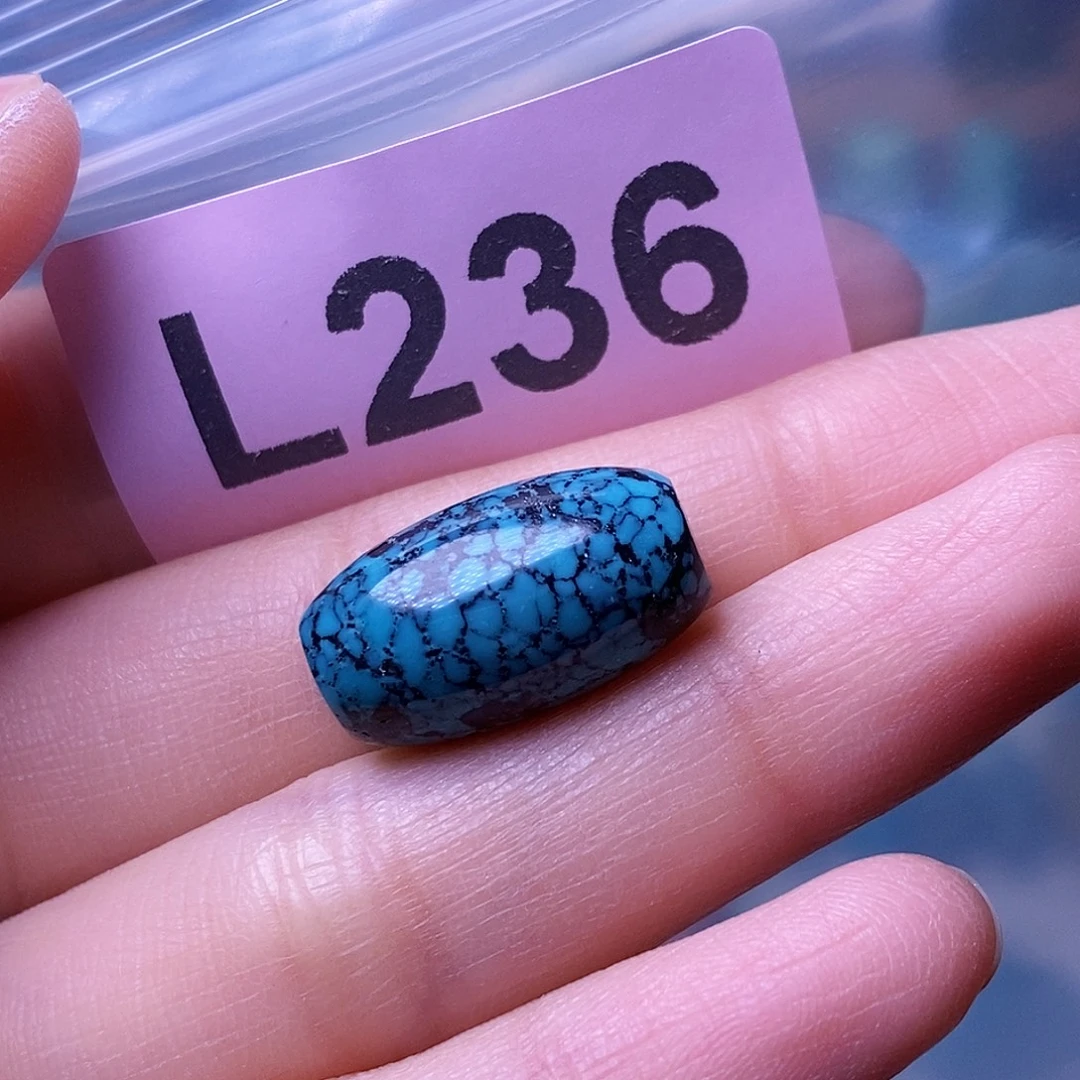 十堰原生态绿石头特色手工配饰