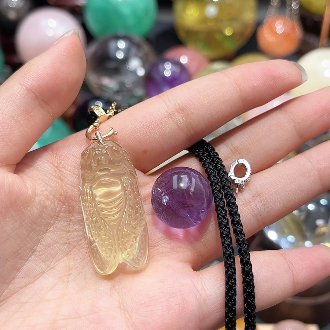 王***～未镶嵌珠宝半成品水晶微瑕打站孔不退不换1.8