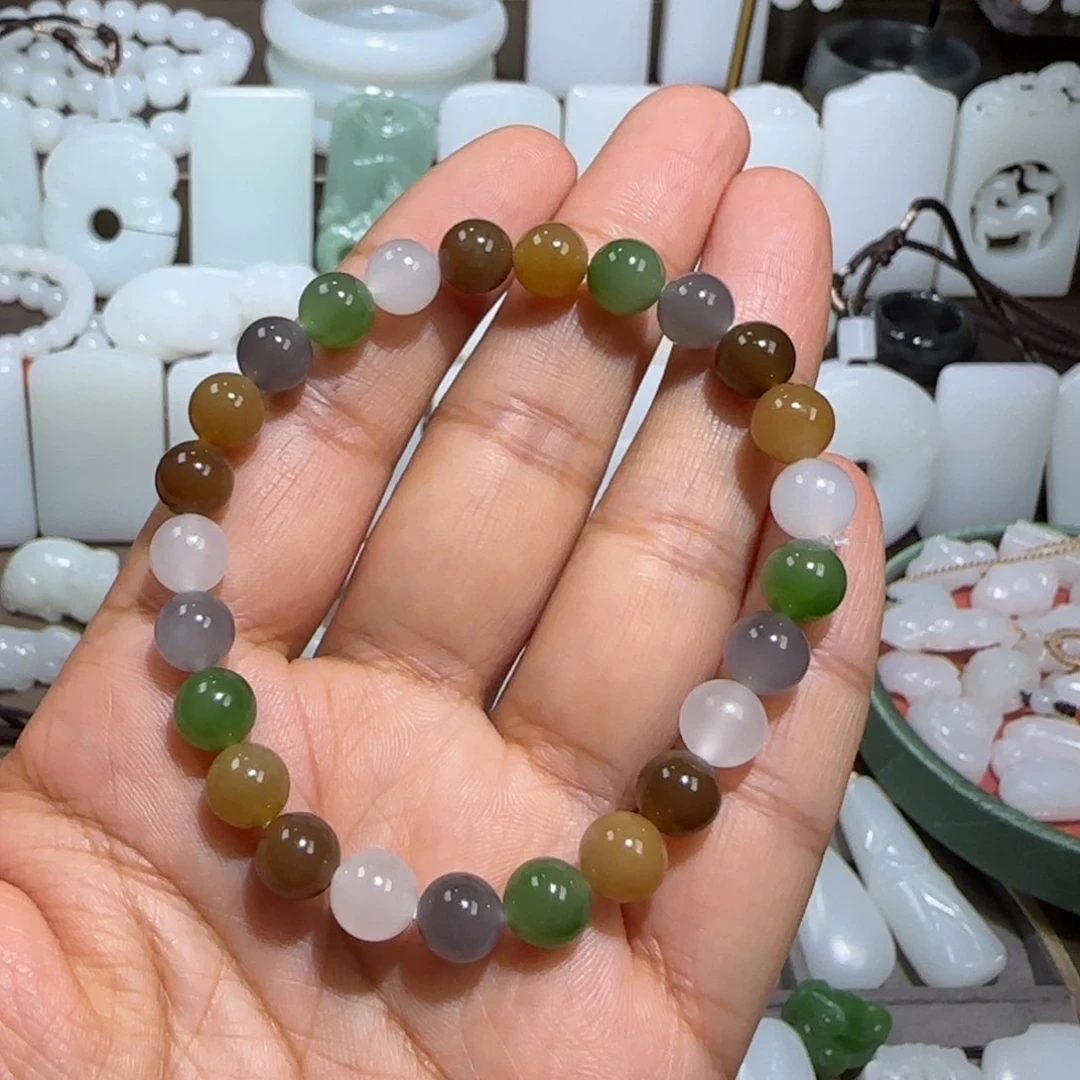 和田玉颈饰未镶嵌