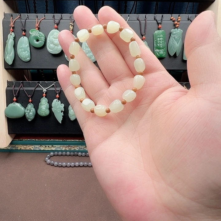 和田玉手串未镶嵌
