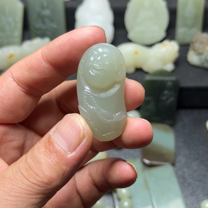 和田玉（糖玉）未镶嵌挂件