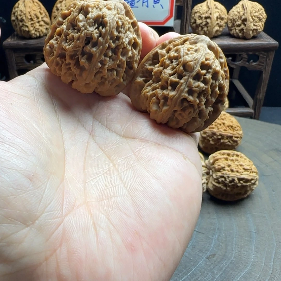 文玩核桃吊坠42三角