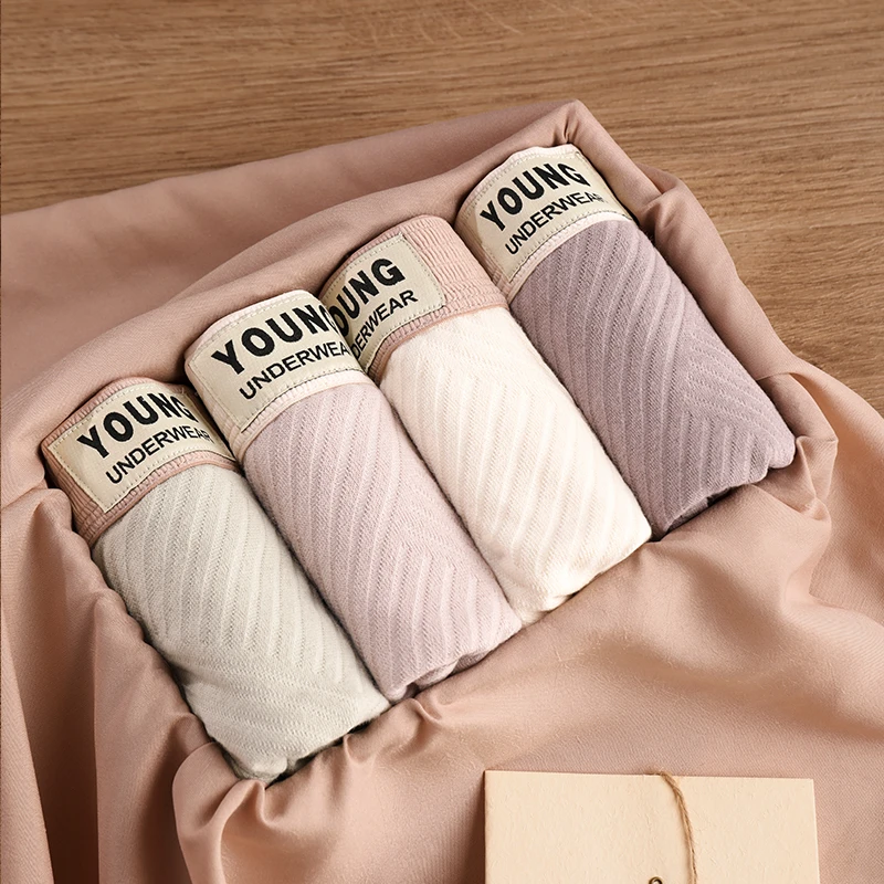 贾鲁萨加高端时尚秋季男士软糯纯棉透气抗菌裆运动宽松平角内裤