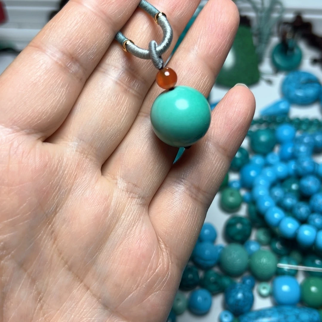 卡18+绿珠子锁骨珠脖挂