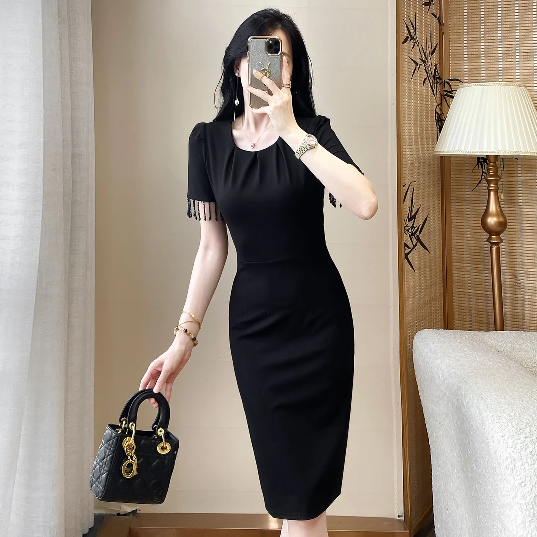 法式小众小个子短袖连衣裙女2026夏季新款设计感修身名媛包臀裙子