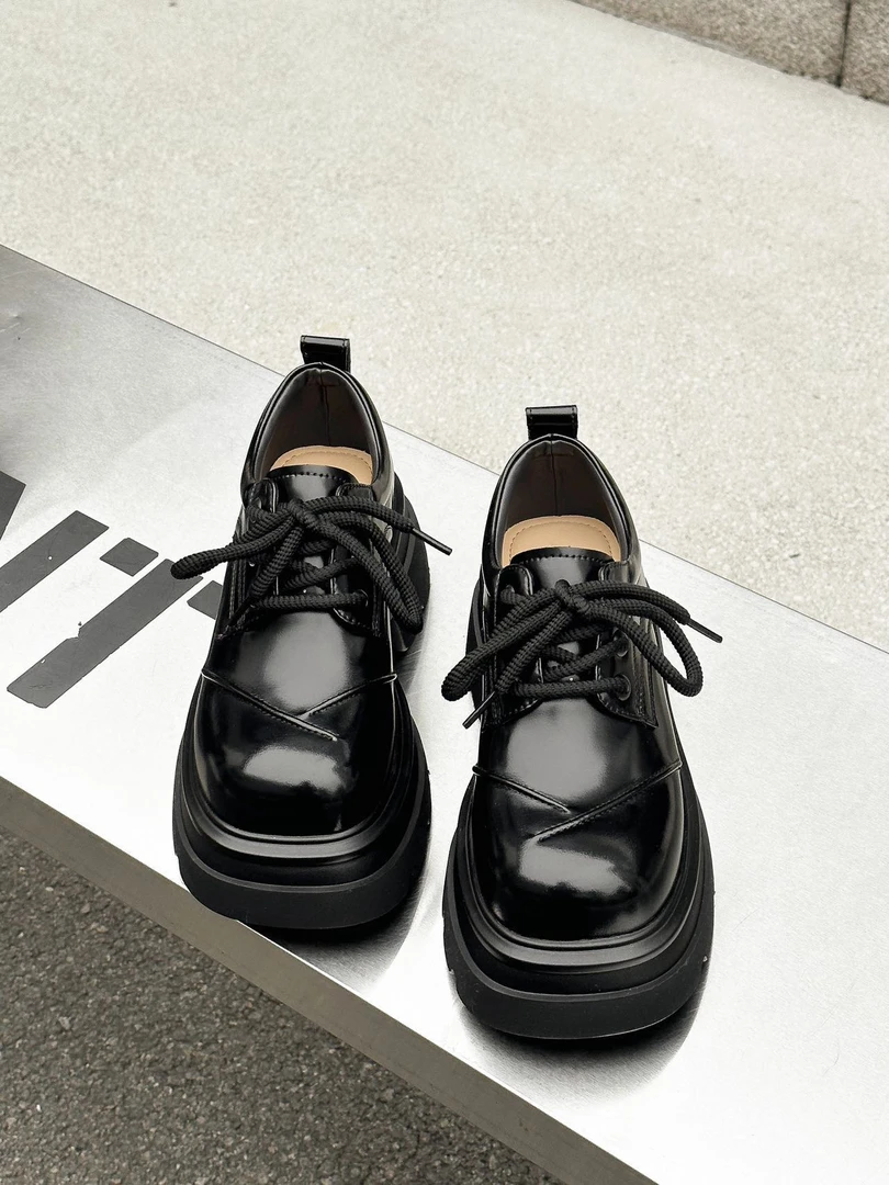 厚底真皮英伦风小皮鞋女2025早春新款粗跟德比鞋增高轻便乐福单鞋