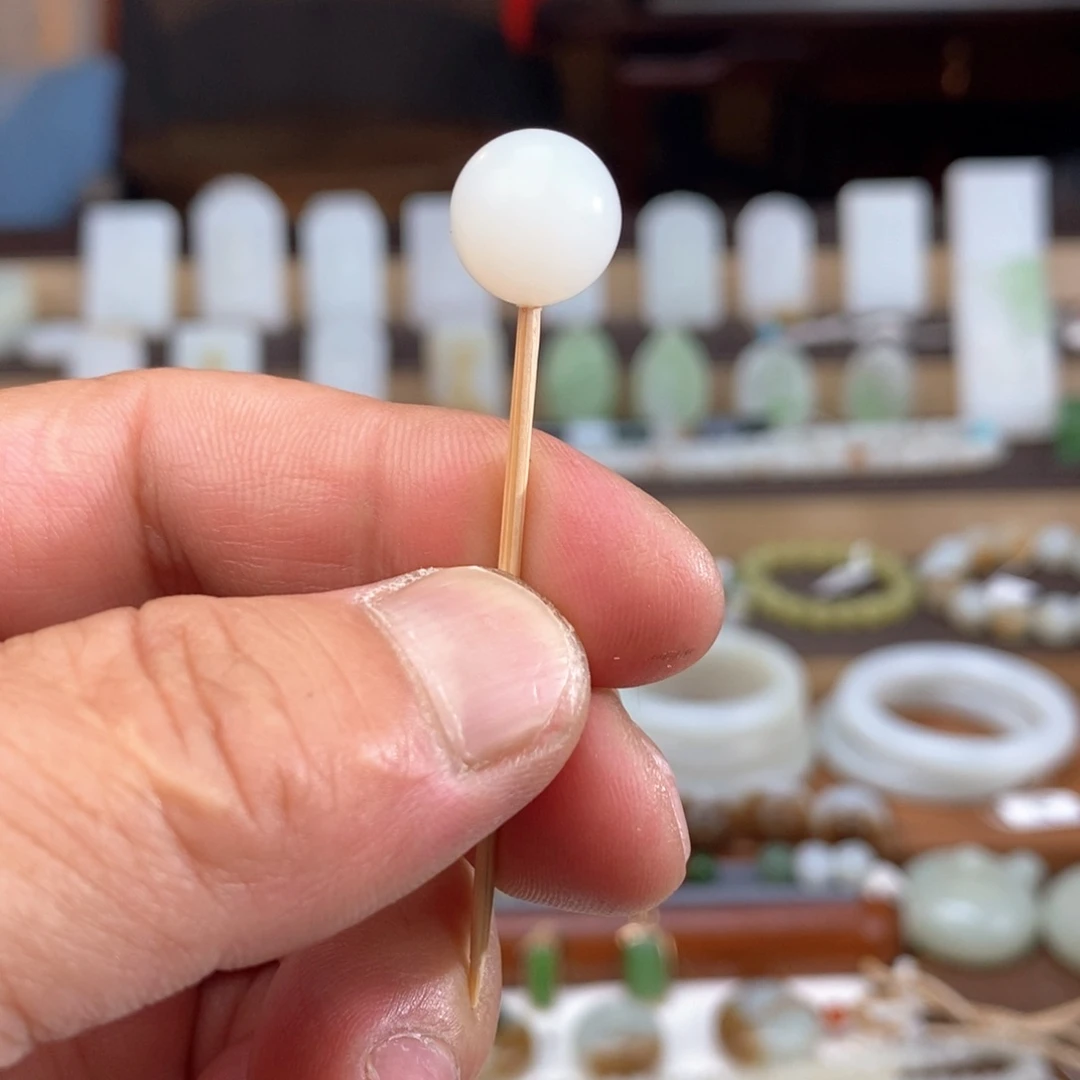 和田玉未镶嵌吊坠(不含链)单珠