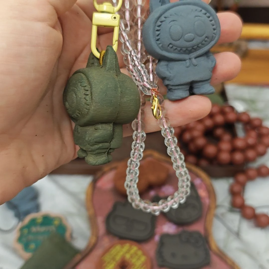 泥塑拉布布两个福利