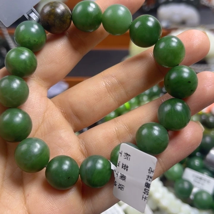 和田玉未镶嵌手串