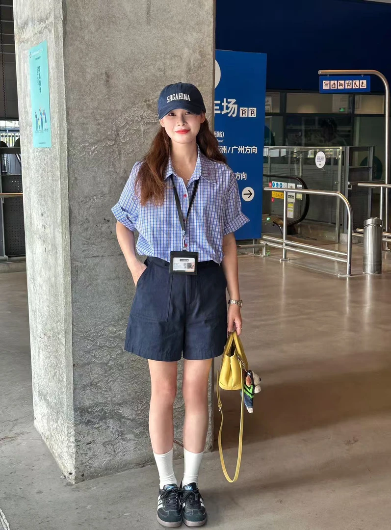 DDY～夏日限定～深蓝色拼接红色刺绣短袖衬衫