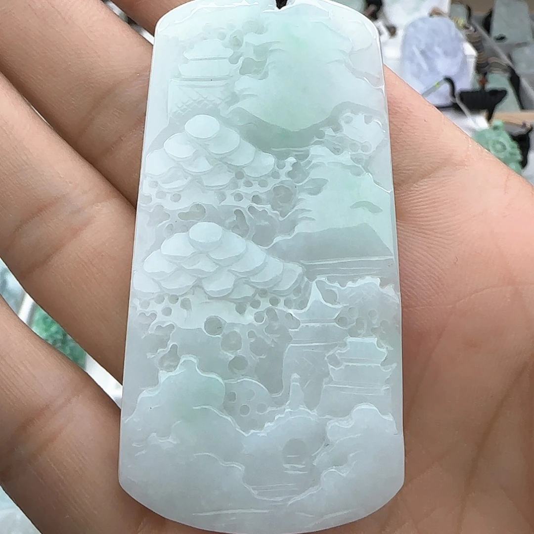 翡翠颈饰未镶嵌强*翡翠
