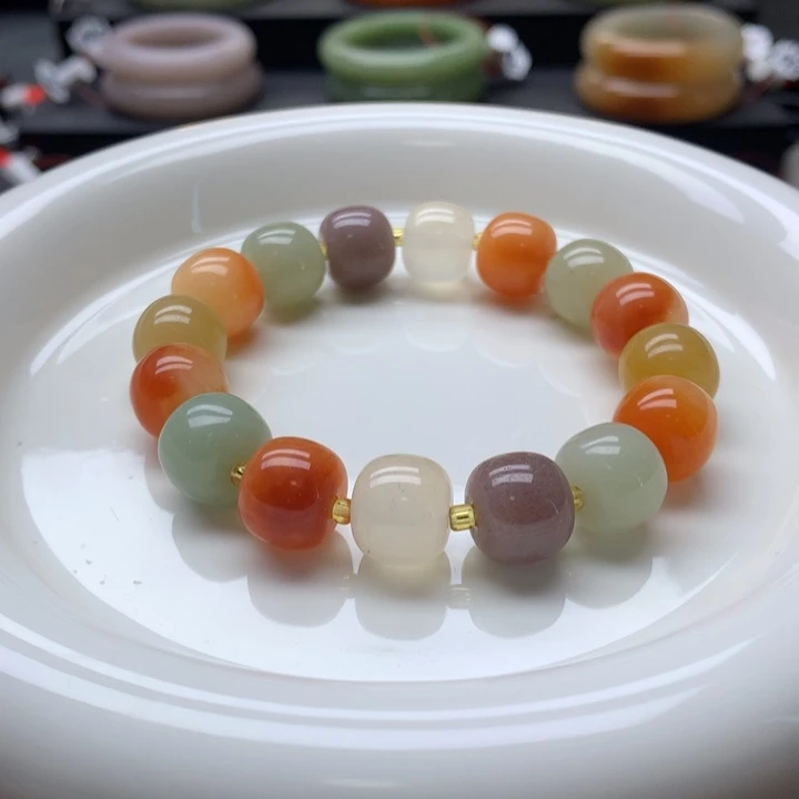 未镶嵌手镯石英岩玉