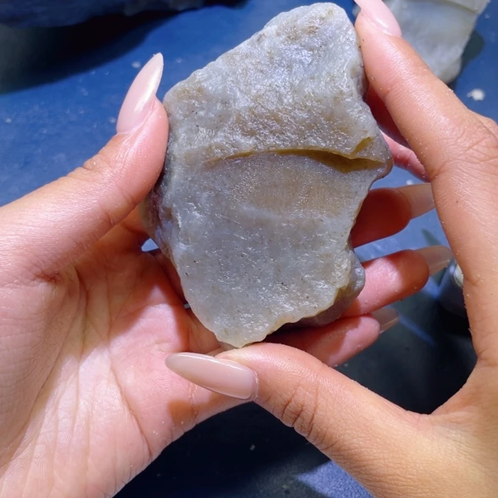 和田玉未镶嵌珠宝半成品