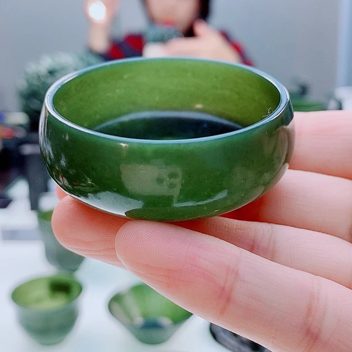 和田玉未镶嵌把件