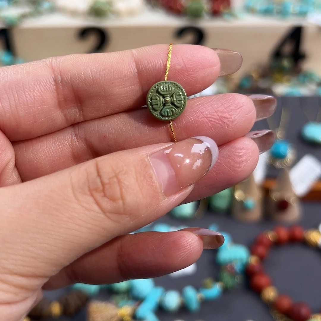 绿松石未镶嵌把件克罗心配饰