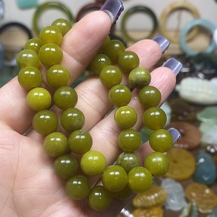 蛇纹石玉手串未镶嵌