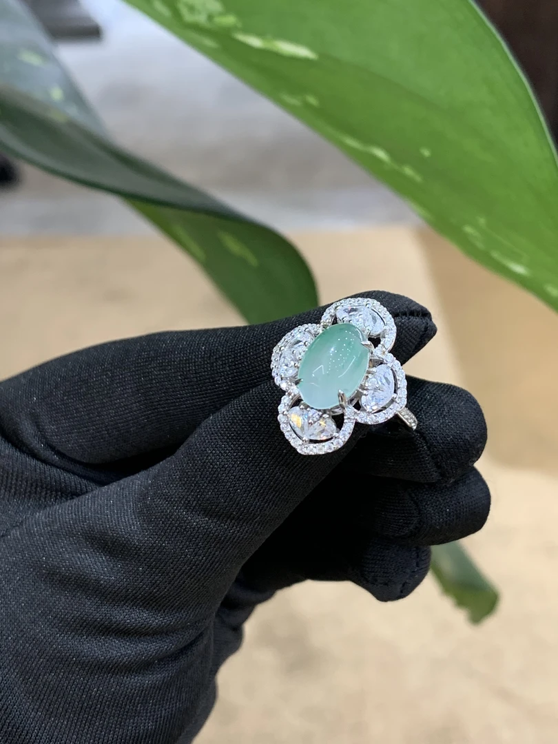 925银戒指 幸运Lucky 925银镶四叶草戒指 非洲翠 时尚豪华镶嵌