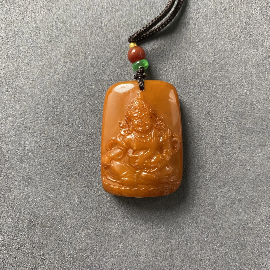 蜜蜡黄财神挂件 A 93682