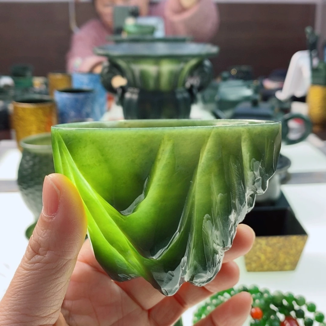 和田玉（青玉）把件未镶嵌微瑕