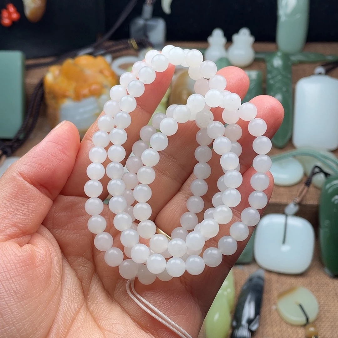 和田玉未镶嵌项链