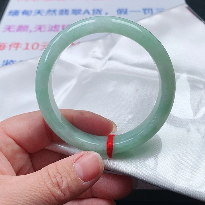 翡翠手镯未镶嵌翡翠028