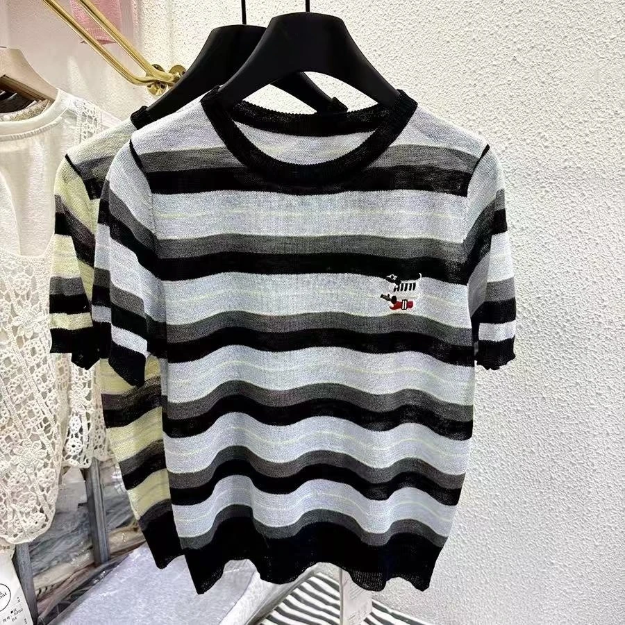 Manmi 撞色条纹小狗刺绣短袖针织衫 432（C2）