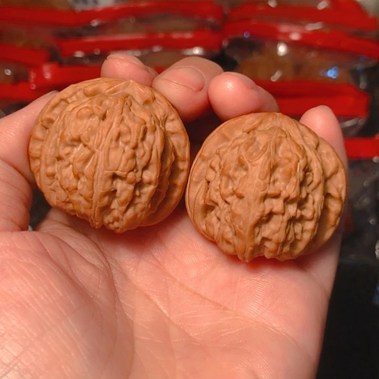 文玩核桃把件白狮子38