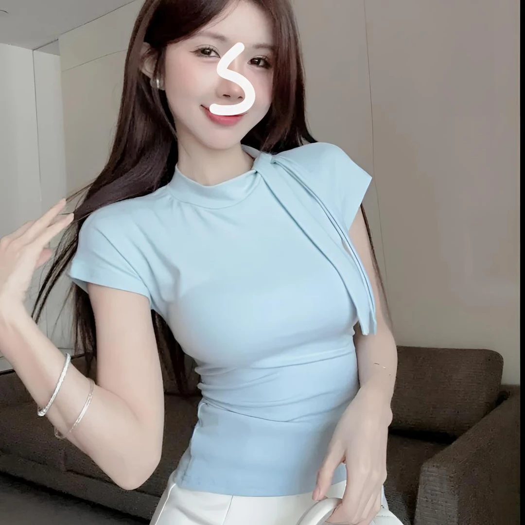 2025夏季新款圆领设计感百搭锁骨小众设计感显瘦纯欲纯色女短袖
