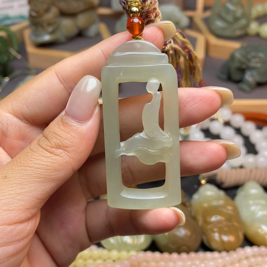 颈饰未镶嵌和田玉