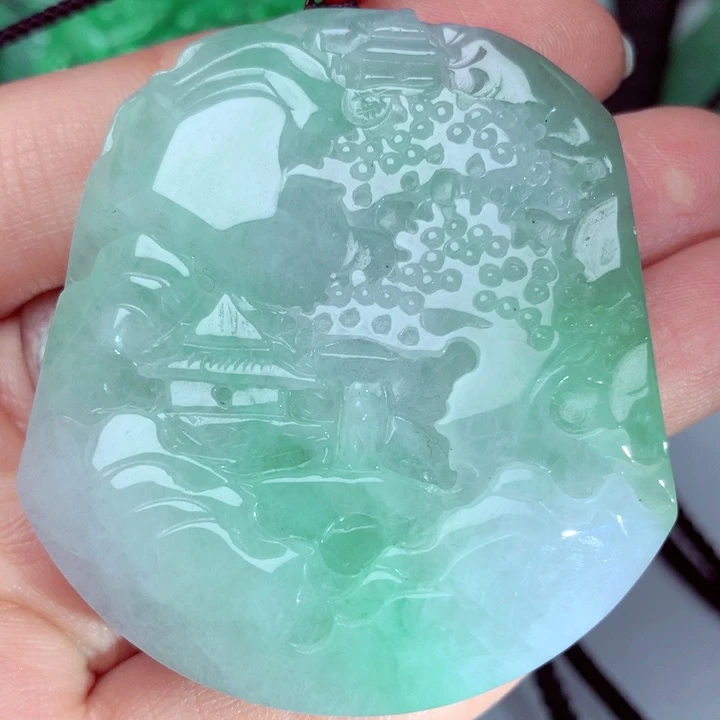 翡翠吊坠(不含链)未镶嵌