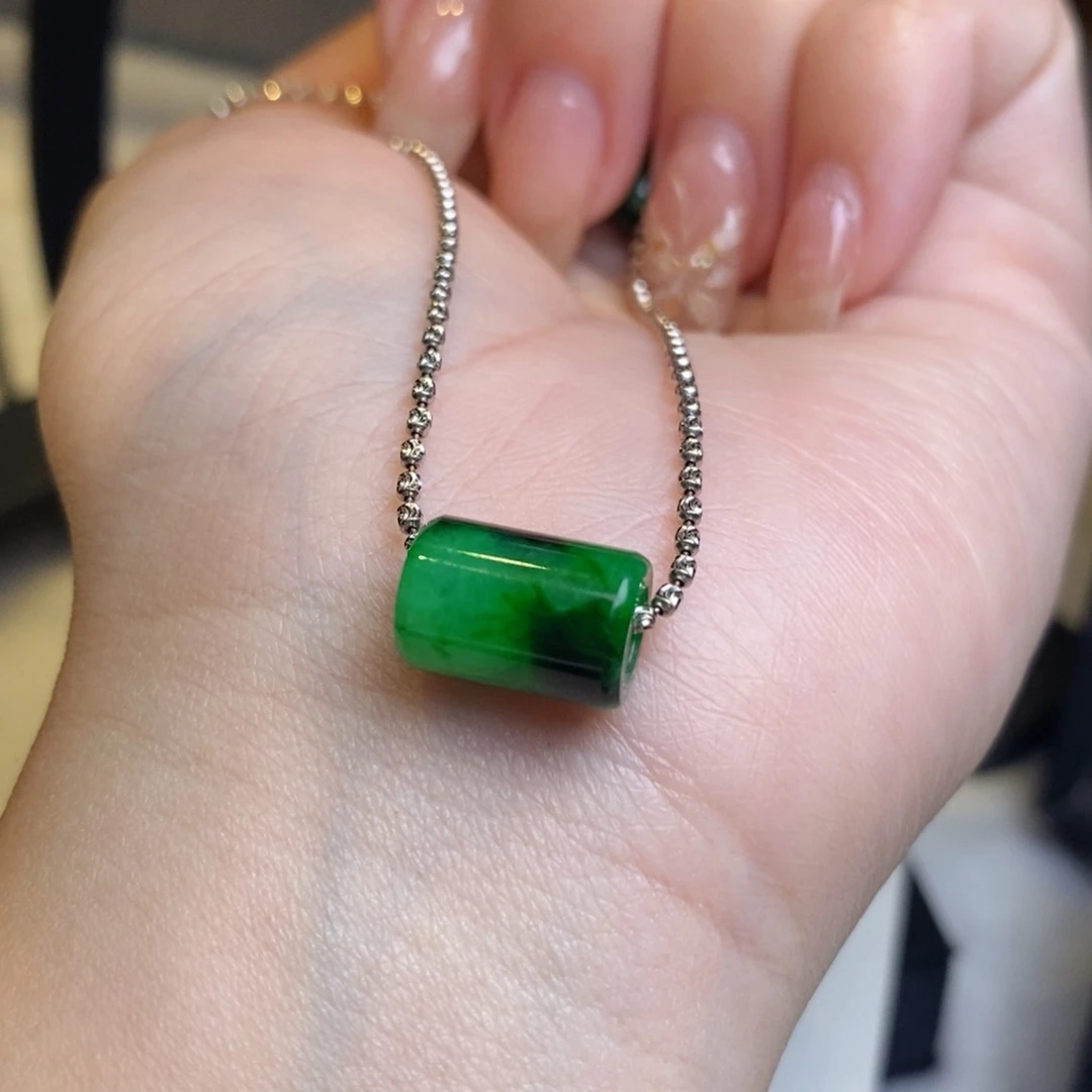 翡翠吊坠(不含链)未镶嵌路路通