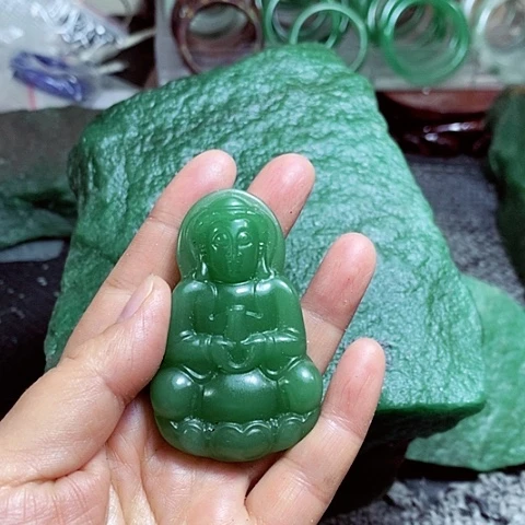 新疆东陵玉挂件观音