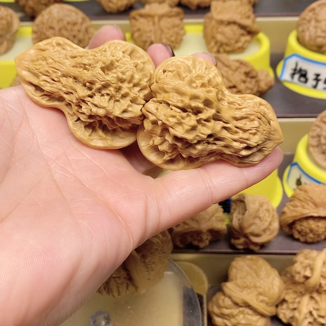 文玩核桃吊坠.***来宝葫芦
