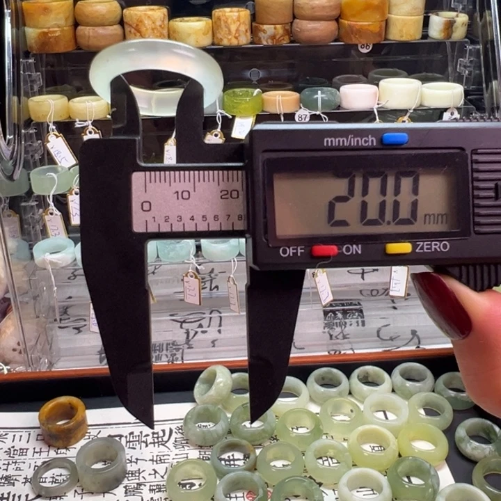 蛇纹石玉合金戒指