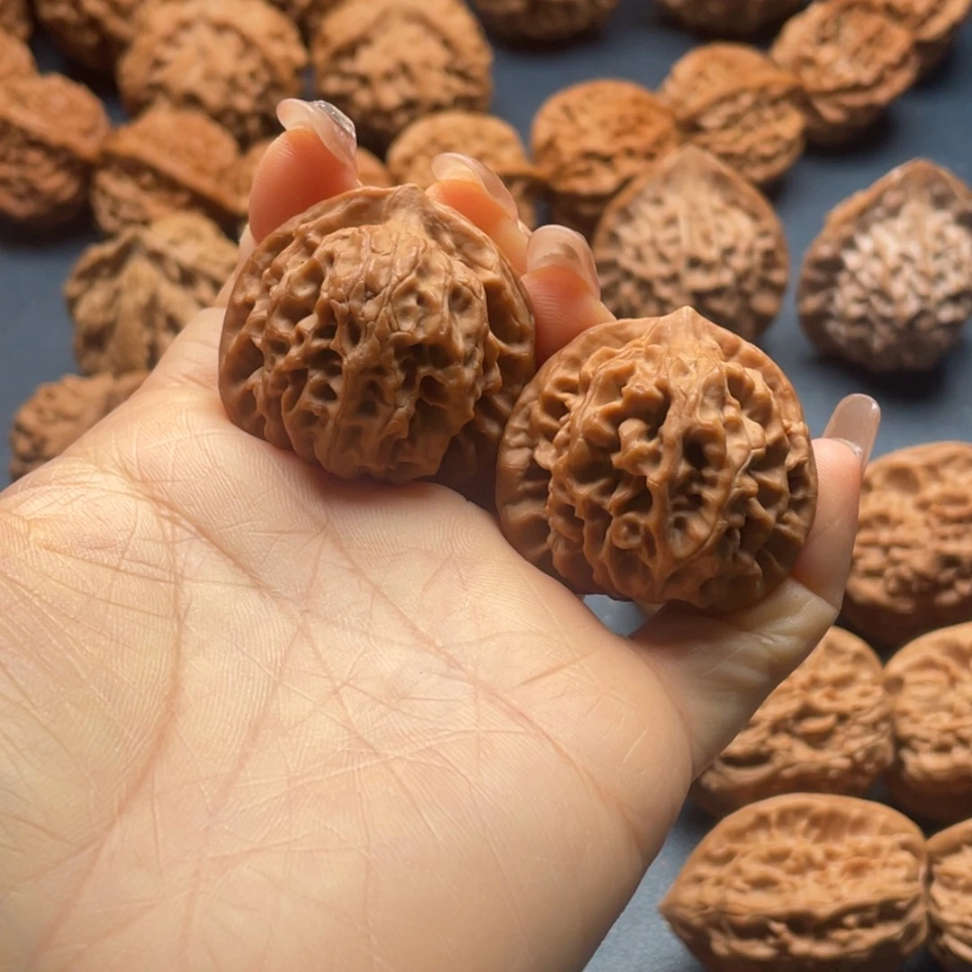 自***幺吊坠文玩核桃秦岭核桃