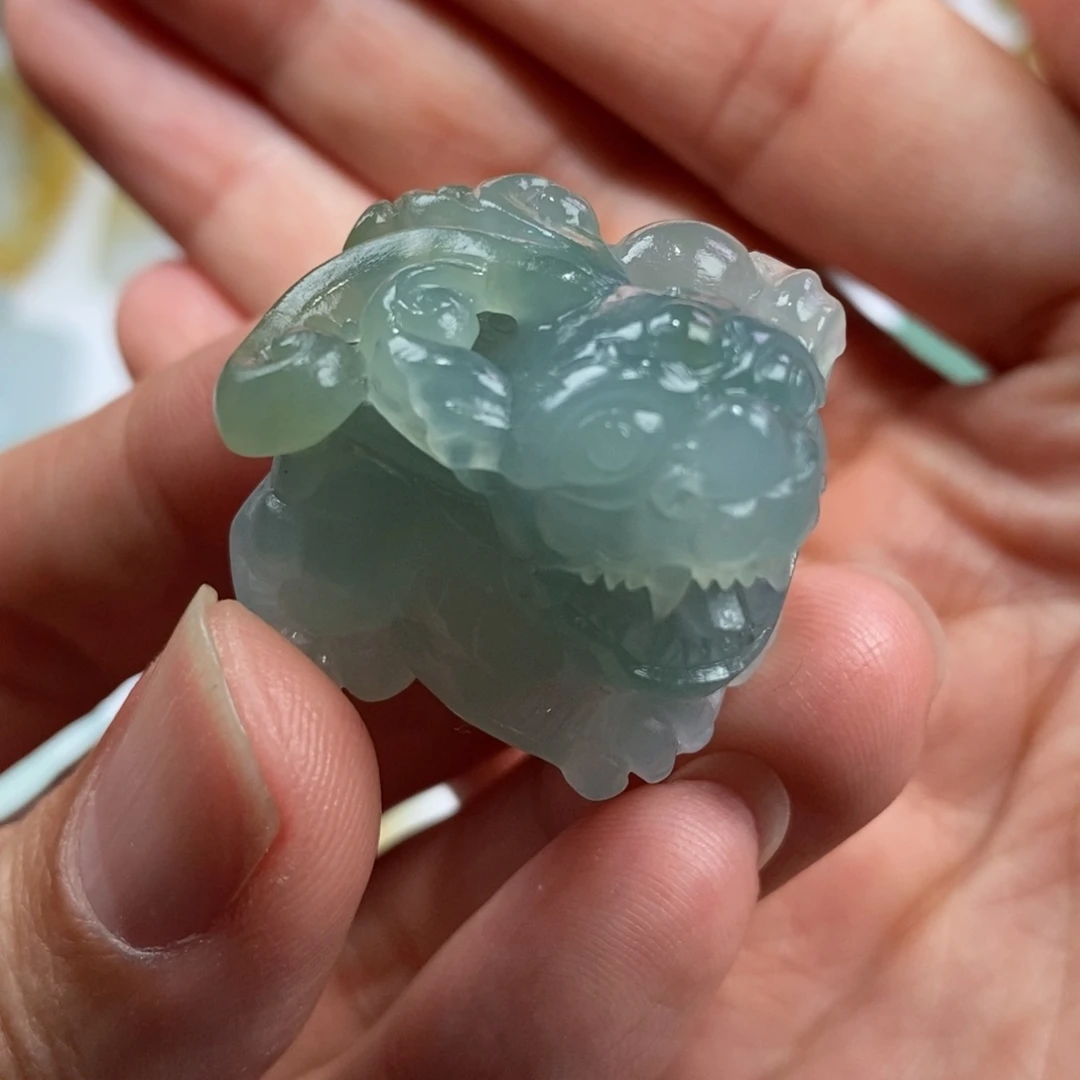 定制翡翠未镶嵌貔貅