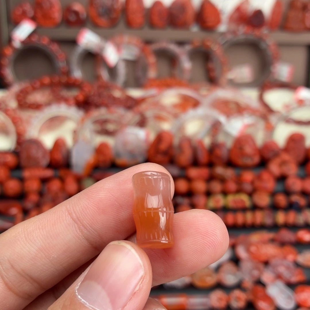 南红玛瑙未镶嵌颈饰竹节