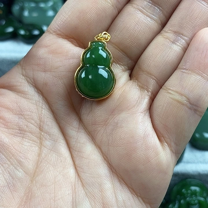 和田玉（碧玉）未镶嵌项链