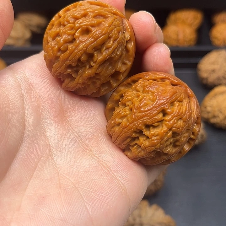 核桃秦岭文玩核桃