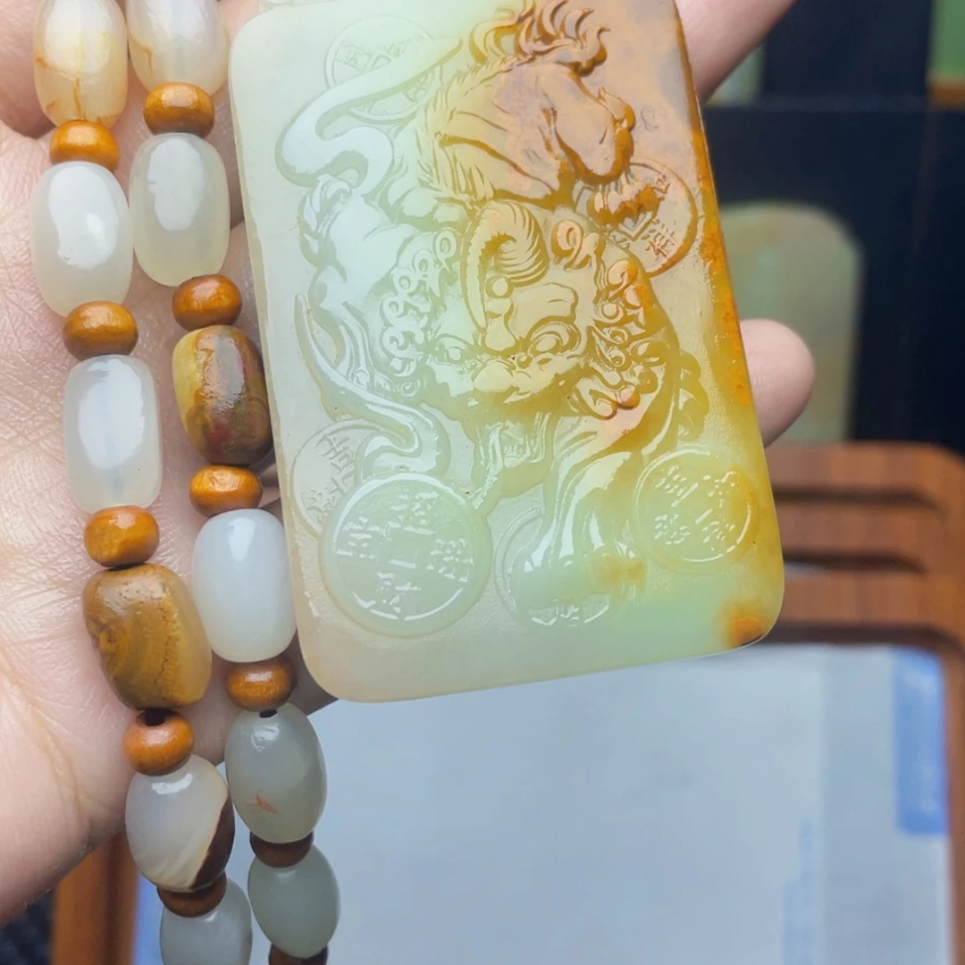 ᅟᅟ*新疆昆仑山料牌形