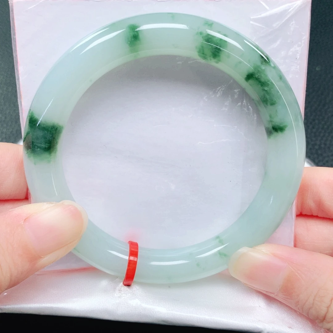 翡翠未镶嵌手镯56圈