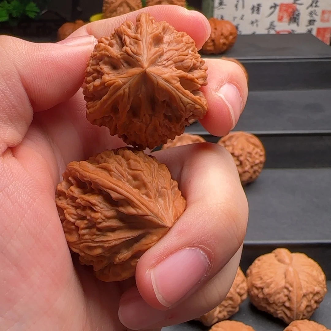 文玩核桃吊坠35御龙球奔