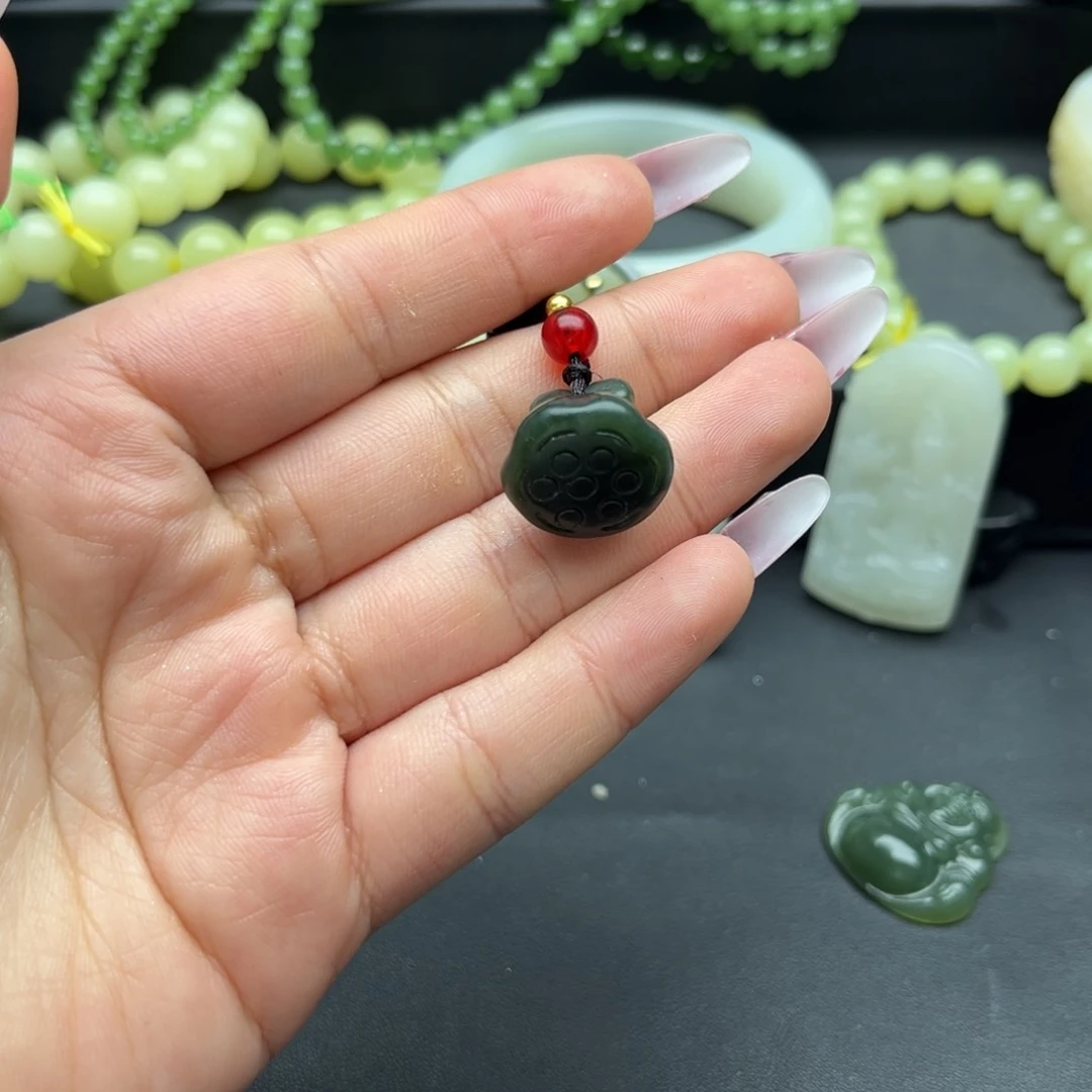 未镶嵌和田玉珠宝半成品