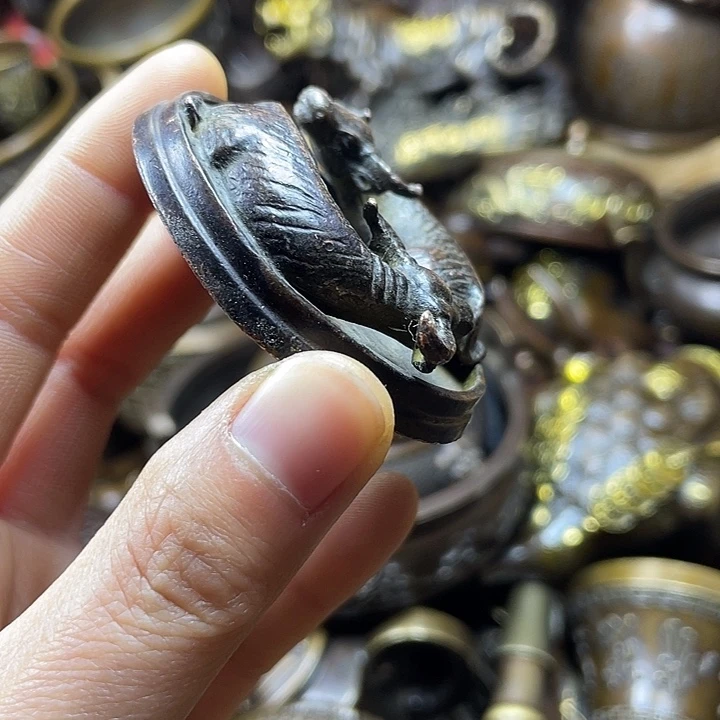 全是铜铜铜器铜器